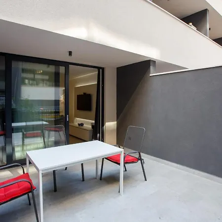 Maria 1 And 2 With Parking Space In The Garage *