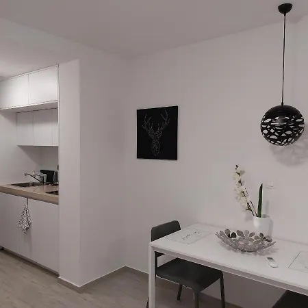 Maria 1 And 2 With Parking Space In The Garage *