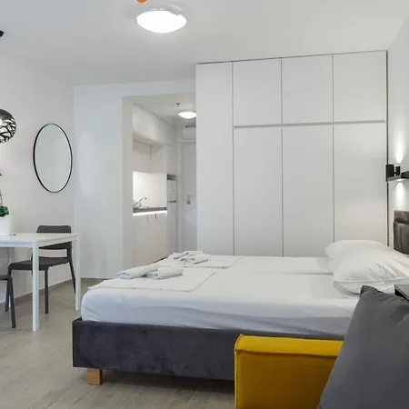 Maria 1 And 2 With Parking Space In The Garage Appartement *