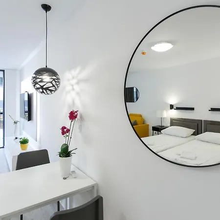 Maria 1 And 2 With Parking Space In The Garage Appartement