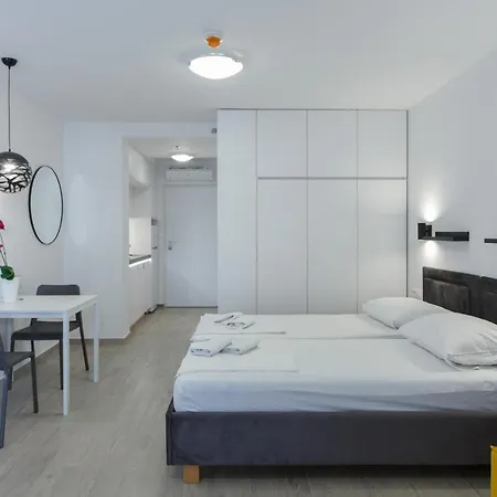 Maria 1 And 2 With Parking Space In The Garage Appartement *